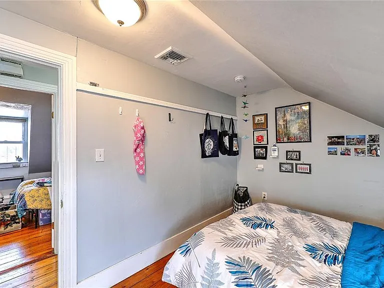 390 Hope St #3 — Photo 4