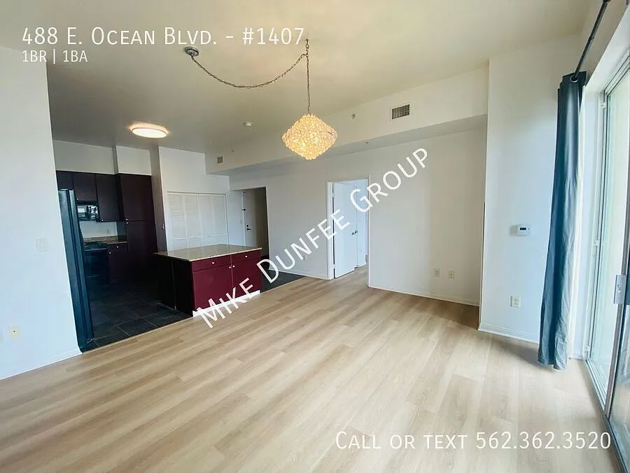 Spacious One Bedroom Condo in Downtown Long Beach — Photo 4