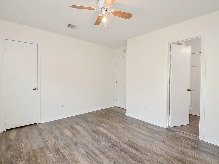 15614 Dawnbrook Dr — Photo 29