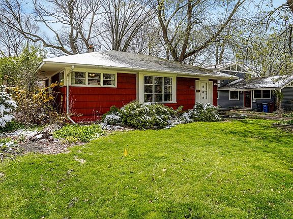 2nd image of 2307 Walter Dr