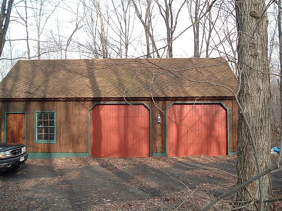 oversized 2 car saltbox garage