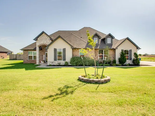 7005 Chisholm Ranch Dr, Enid, OK 73703