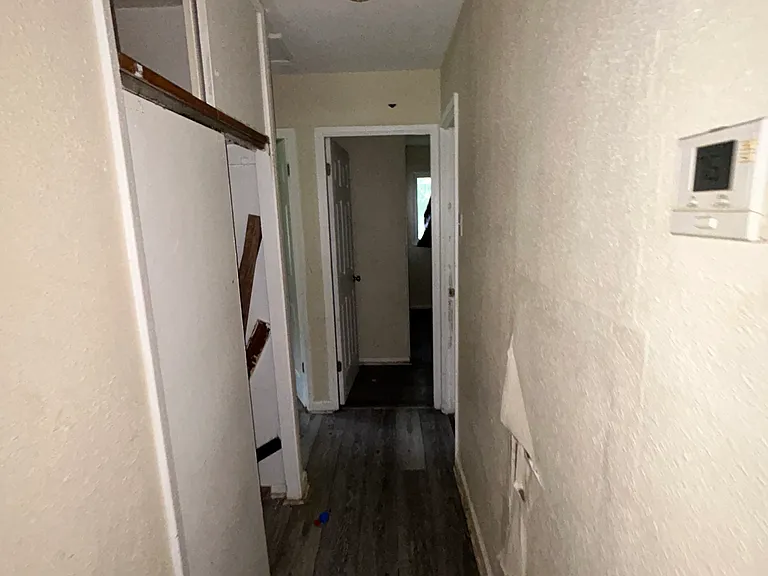 2 E Adams Dr — Photo 13