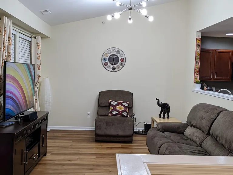 28001 Hopkins Dr — Photo 5