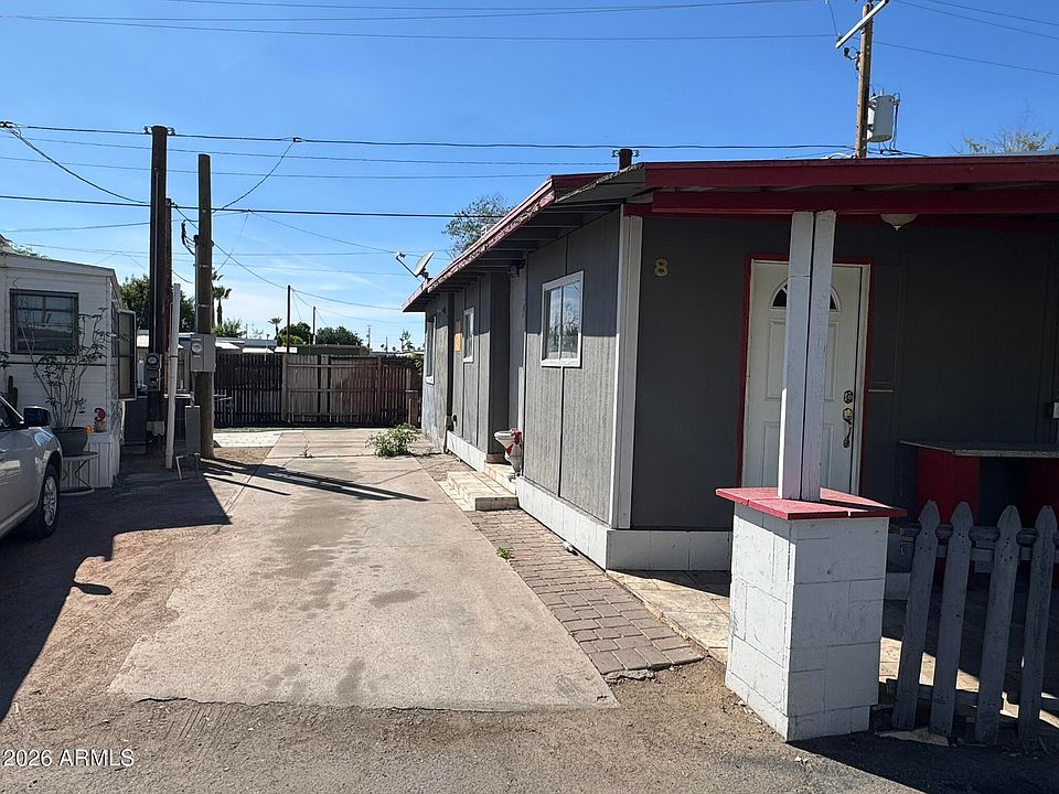 1st image of 3140 W Osborn -- #8