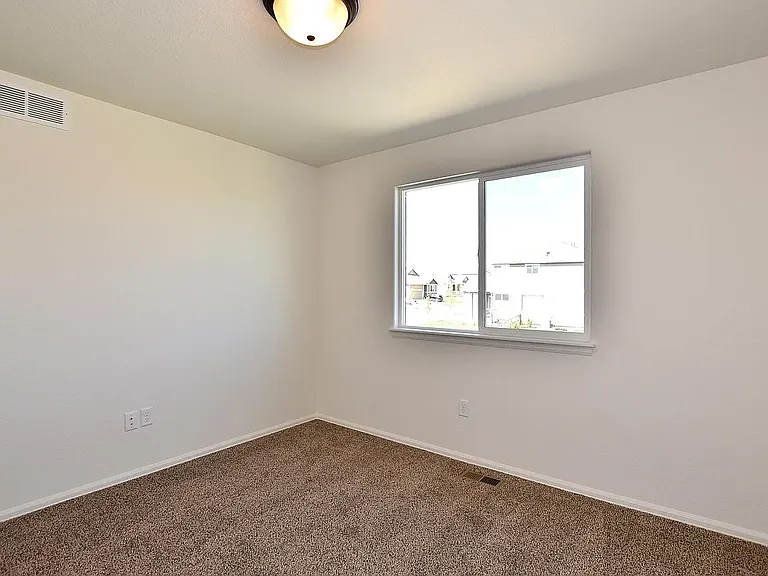 2405 Jasmine Ln — Photo 17