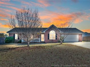 104 Roper Dr, Raeford, NC 28376