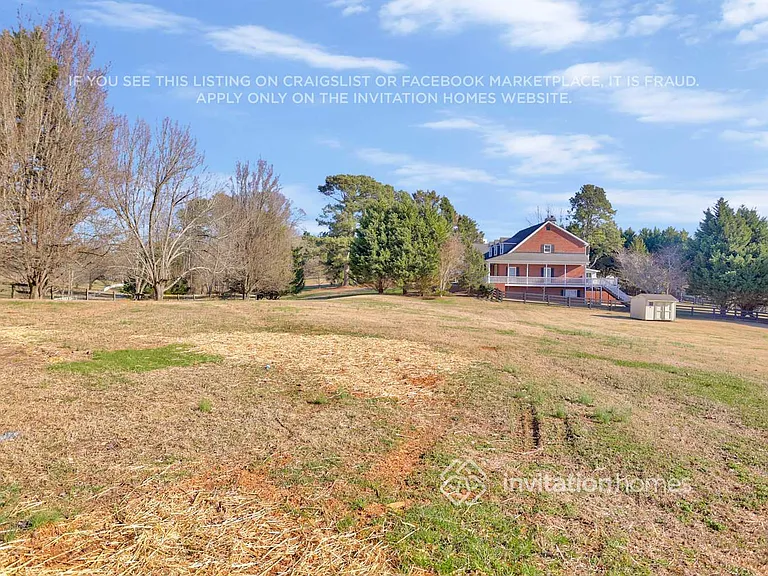 6015 Holland Dr — Photo 28