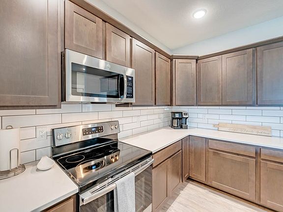 5th image of 16605 Wilden Dr