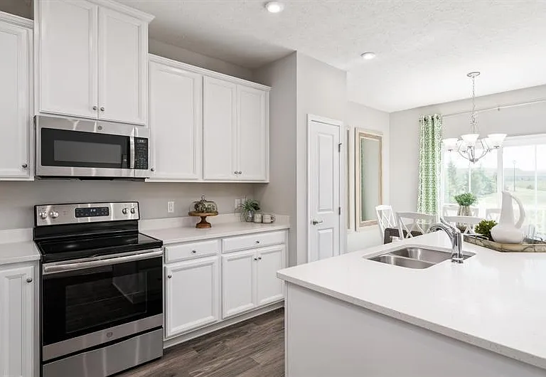 204 Dana Dr — Photo 31