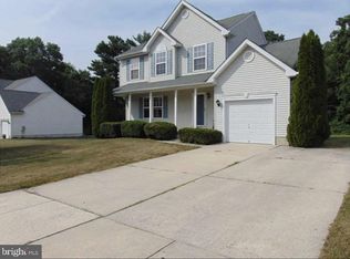 10 Churchill Dr, Millville, NJ