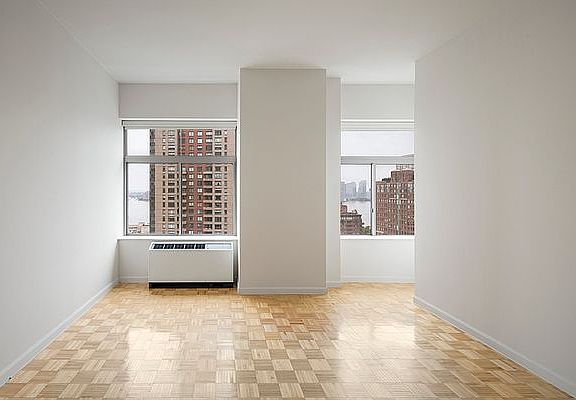 3rd image of 90 Washington St APT 5P