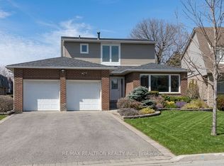 12 Hester Ct, Markham, ON L3T 3K5
