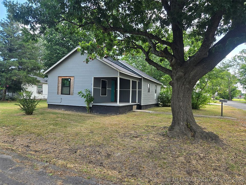 2nd image of 213 N Ora St