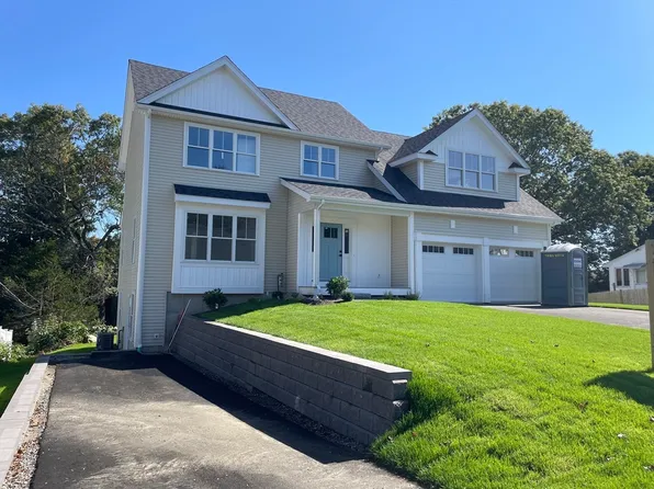 8 Bellmore Rd, Framingham, MA 01702