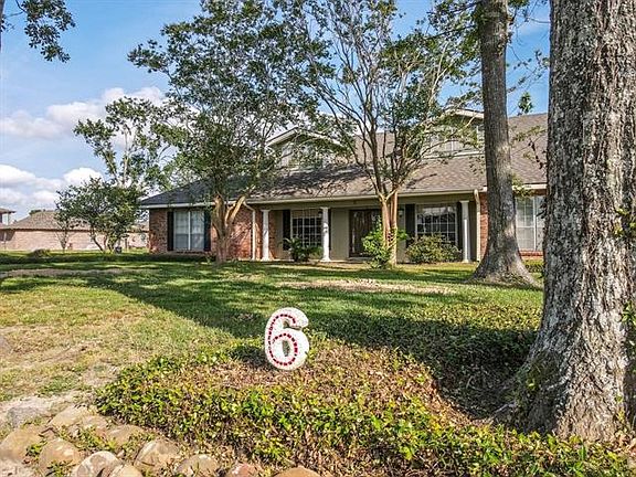 3rd image of 6 River Ln