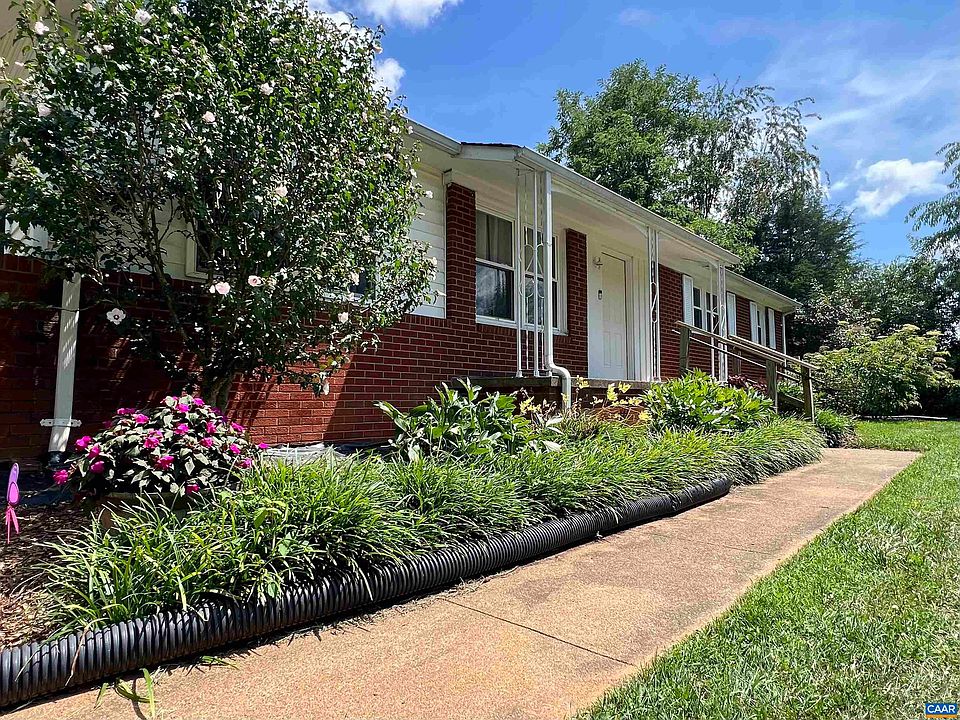 1st image of 19129 Allens Ln