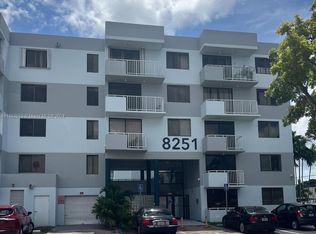 8251 NW 8th St APT 418, Miami, FL 33126
