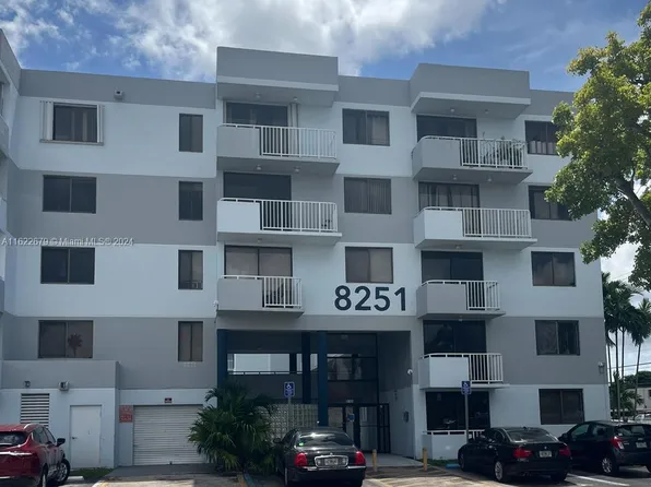 8251 NW 8th St APT 418, Miami, FL 33126