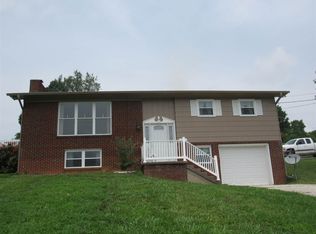 195 Simpson Ln, Bean Station, TN 37708
