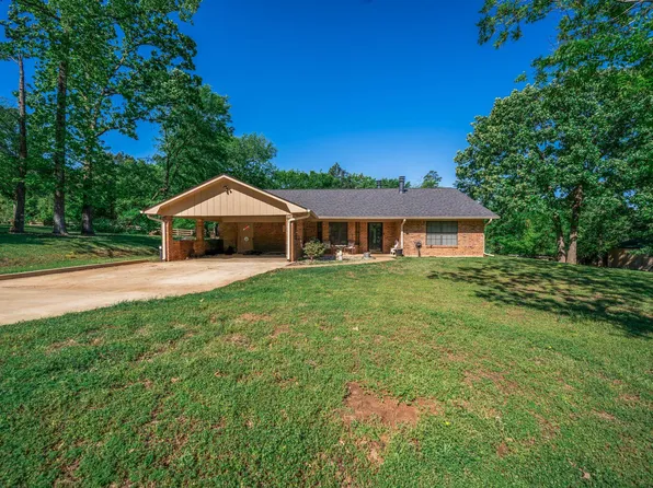 167 L Lee St, Longview, TX 75605