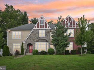 700 S Roberts Rd, Bryn Mawr, PA 19010