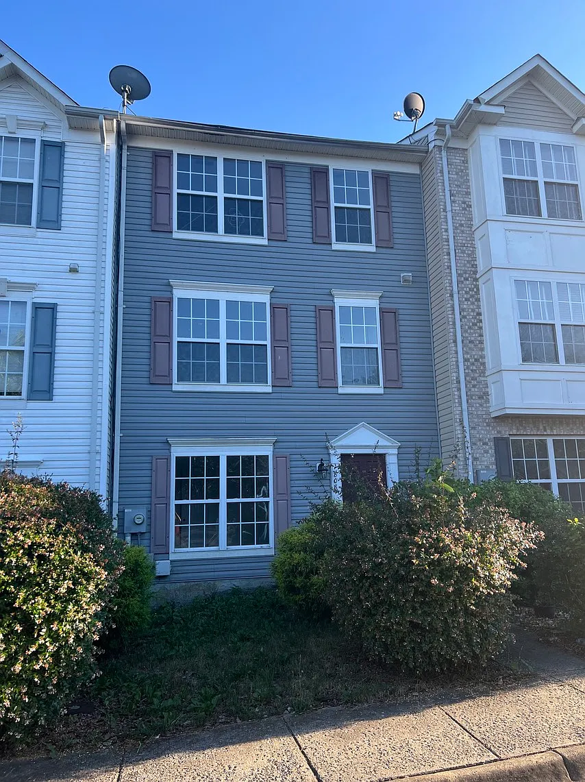 808 Pendleton Ln photo 1