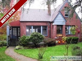 1208 S Sunset Dr, Tacoma, WA 98465
