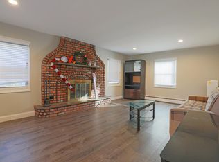 (Undisclosed Address), Stony Brook, NY 11790