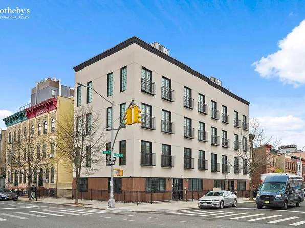 210 Pulaski St #4B, Brooklyn, NY 11206