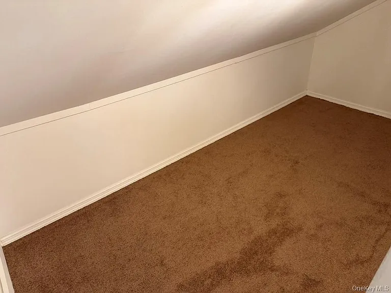 12 Lake Dr — Photo 11