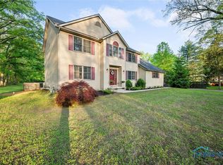 2515 S Berkey Southern Rd, Swanton, OH 43558