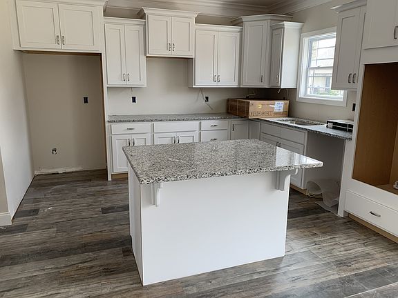 5th image of 179 Hereford Farm Lot 179