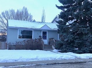 111 38a Ave SW #111, Calgary, AB T2S0W3