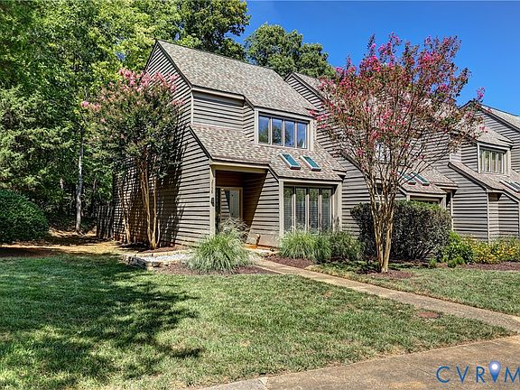 2nd image of 2758 Old Point Dr