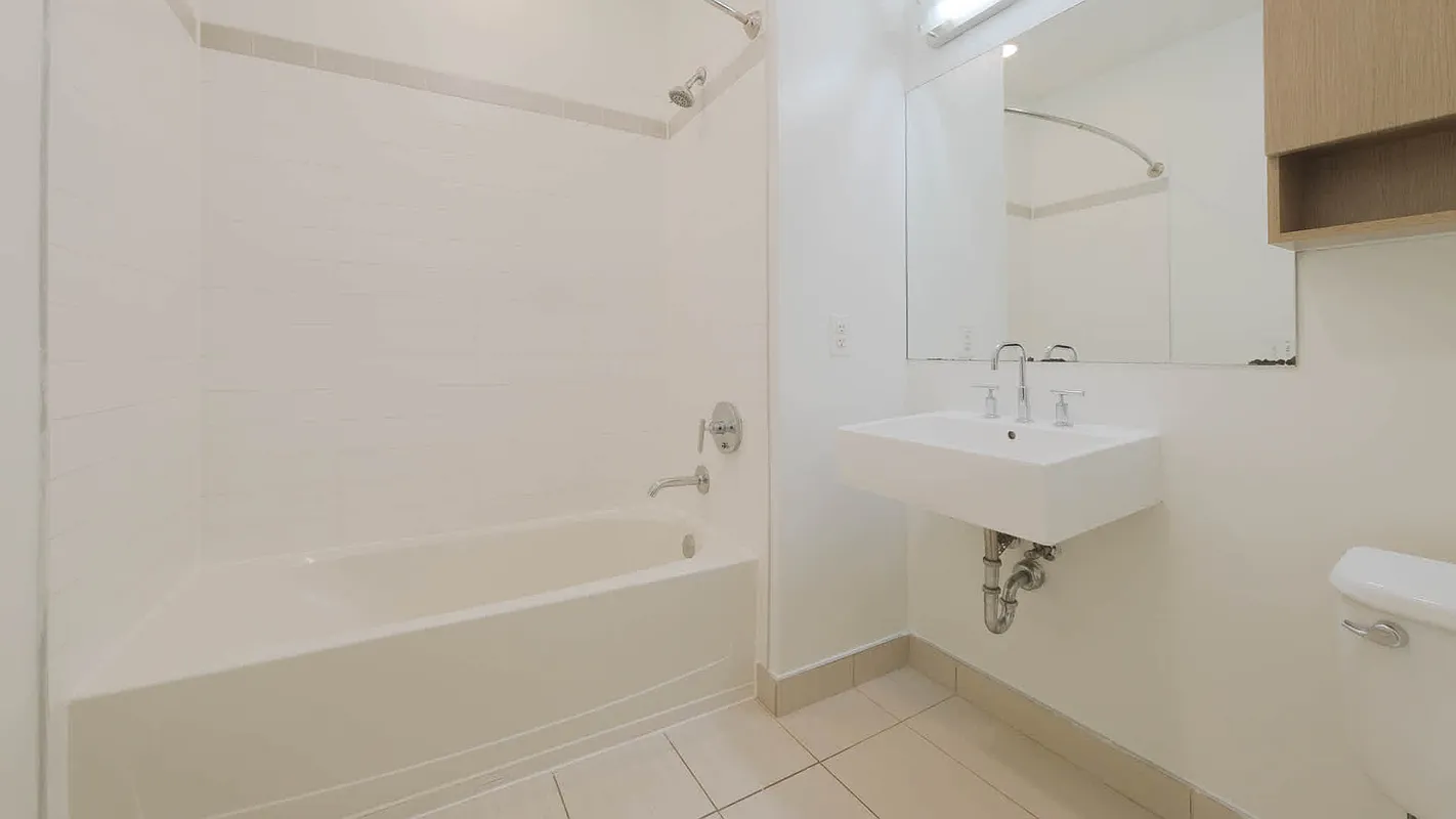 198 Van Vorst Street 403