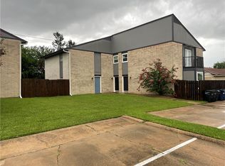 1315 Airline Dr, College Station, TX 77845
