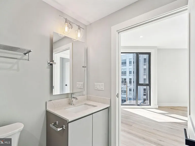 3748-9 Lancaster Ave #211 — Photo 19