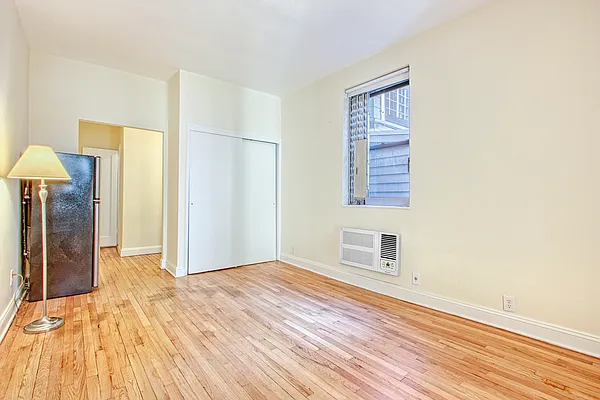 Rented by Douglas Elliman | media 10