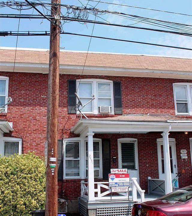1st image of 2431 Penn St