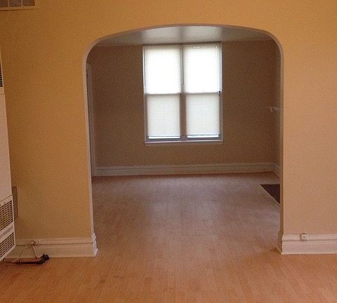 4th image of 2904 W Henderson St #1