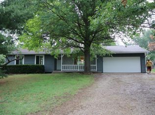 4210 NW Union Ct, Topeka, KS 66618