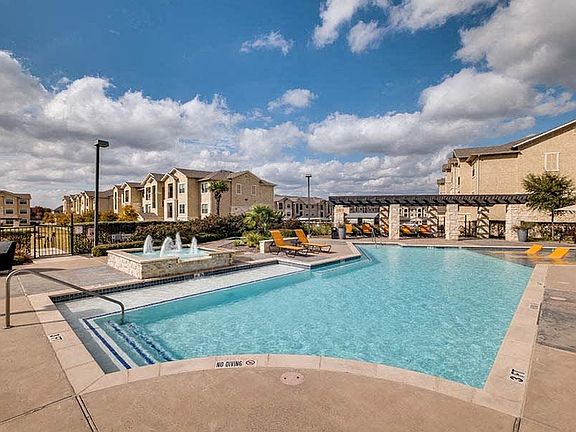 4th image of 1480 Cabelas Dr APT 1512