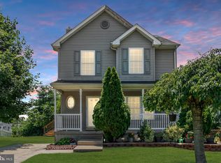 34 E 3rd Ave, Runnemede, NJ 08078