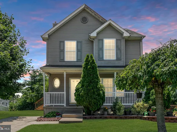 34 E 3rd Ave, Runnemede, NJ 08078