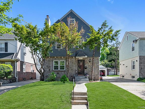 3rd image of 215-18 48th Avenue