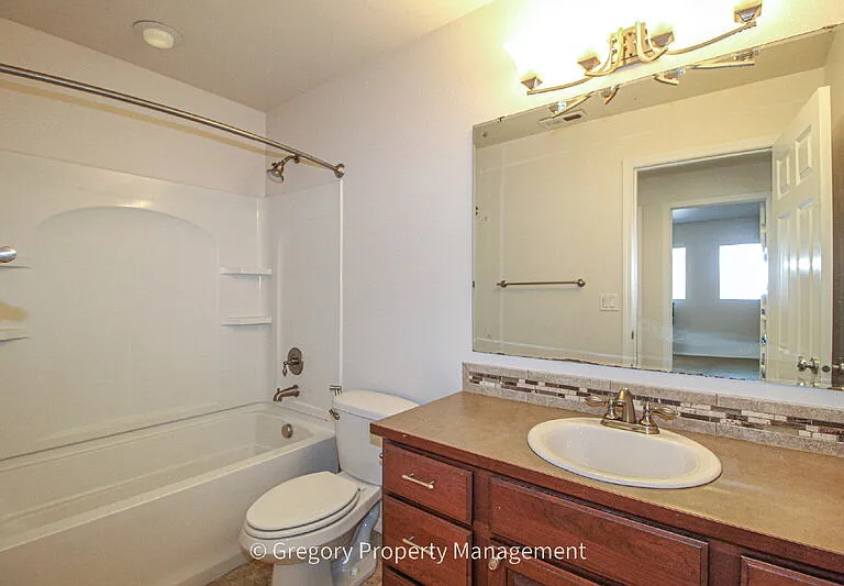 22924 42nd Dr SE — Photo 34