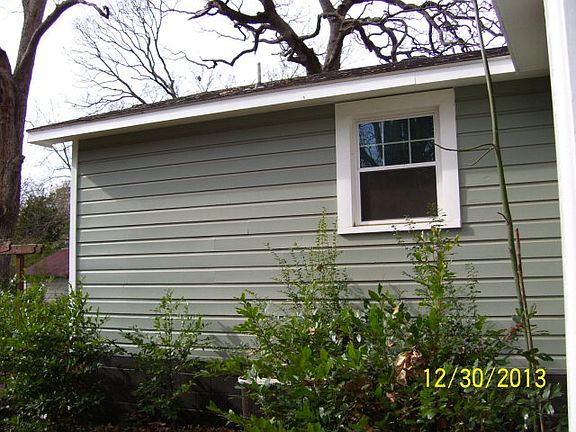 4th image of 1004 Hilltop Dr
