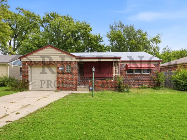 1714 Drollinger St, Wichita, KS 67218