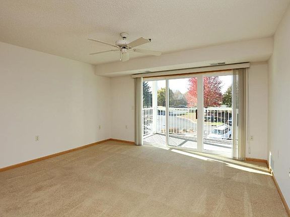 4th image of 15400 Chippendale Ave #205